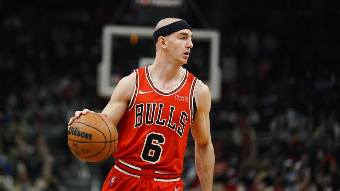 天行体育官网-关于芝加哥公牛客场失利，主教练急需整顿阵容的信息